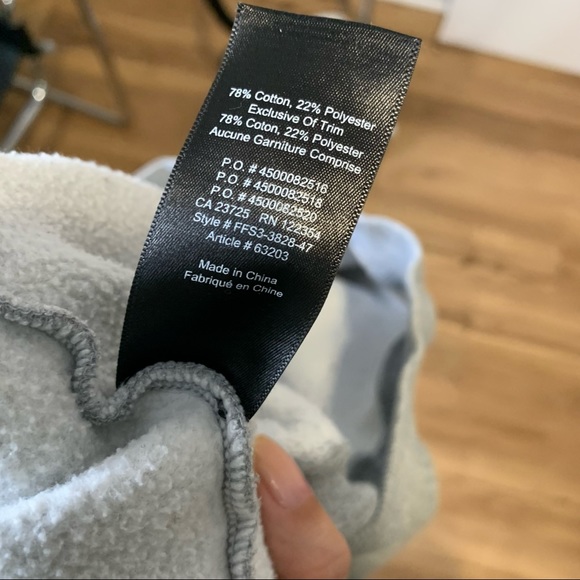 ❌SOLD❌ Aritzia TNA Perfect Hoodie - Picture 5 of 6